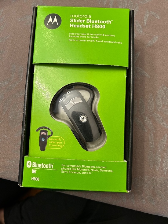 Motorola Other - Motorola slider bluetooth head set H8oo
